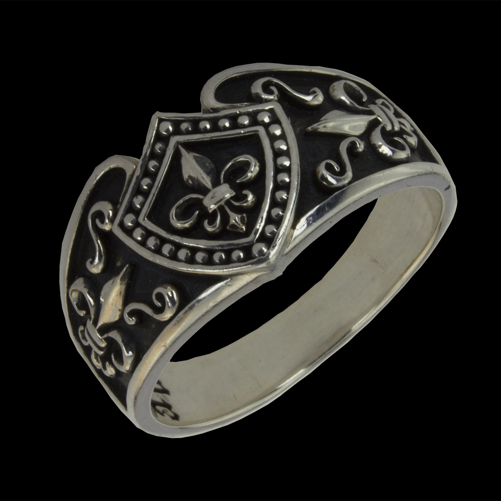 Кольцо. Серебряные кольца и печатки. Арт.1839 из золота 585 пробы